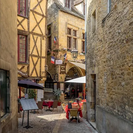 Daire Ecuyer Centre Historique